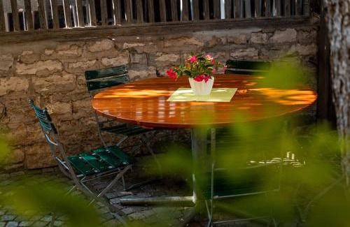 Sulzfeld am Main Hotel | Gasthaus & Weingut zum Stern