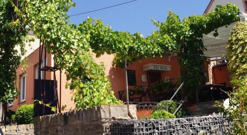 Mehring Hotel | Gasthaus Zur Rebe