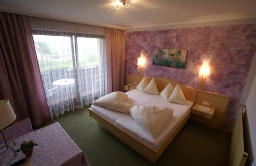 Unterbergen Hotel | Gasthof - Hotel Zur Post