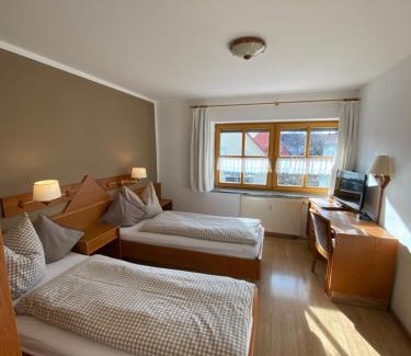 Furstenfeldbruck District Hotel | Gasthof Oberer Wirt Biburg