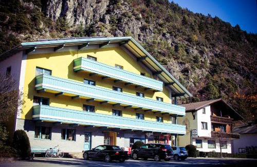 Pettnau House | Gasthof Schaber