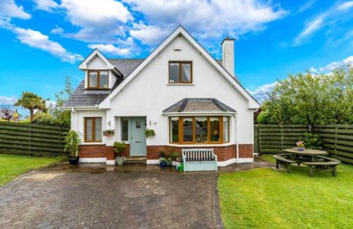 Ballymoney House | Gated Community 4 Bedroom Country & Beach Escape