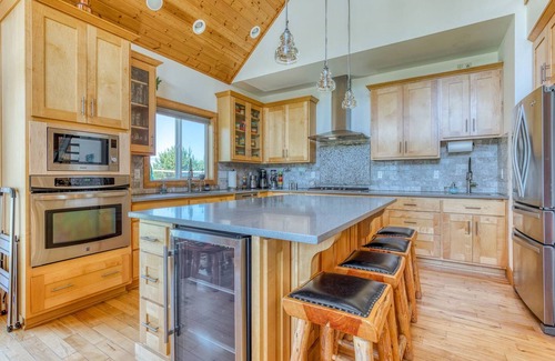 Long Beach Apartment | Gated Community Ocean View Hot Tub Peerless Game Room Wifi 600 35
