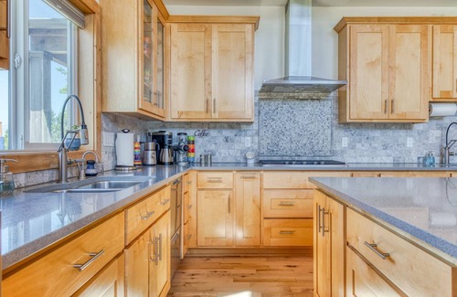 Long Beach Apartment | Gated Community Ocean View Hot Tub Peerless Game Room Wifi 600 35