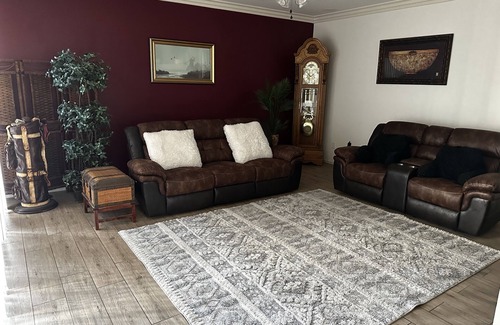 North Las Vegas House | Gated community 15 mins to the Las Vegas strip close to golf courses