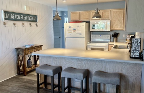 Port St. Joe House | Gated Resort on CSB, 2 pools & Ez walk to beach. Beach chairs and cart included!