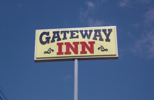 Sullivan Hotel | Gateway Inn