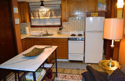 Grand Forks Apartment | Gather Here 9br, 5BA Group