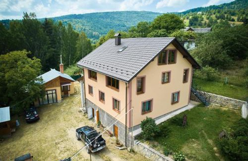Yaremche House | Gazdіvska Hata Guest House