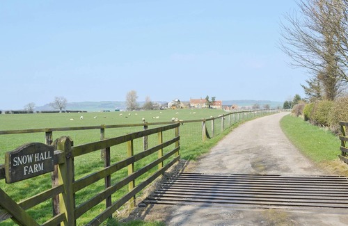Middlesbrough Cottage | 3 bedroom accommodation in Newton under Roseberry near Great Ayton