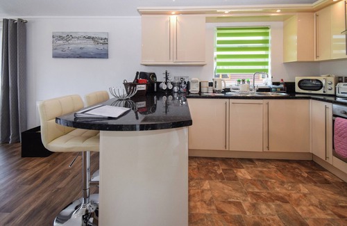South Lakeland Leisure Village Cottage | 2 bedroom accommodation in Warton, near Carnforth