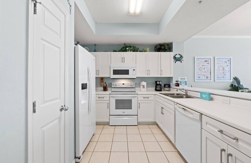 Fort Walton Beach Condo | GD 615: Slice of Paradise - Sun, Sand, and Style are Waiting!