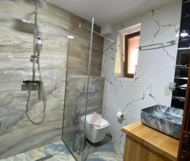 Theth Hotel | Gegest Hotel