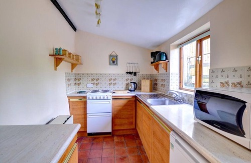 Trawsfynydd House | Gellfechan - One Bedroom House, Sleeps 2