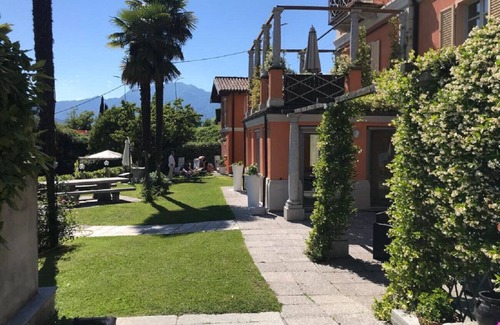 Pallanza Apartment | Gelsomino 2 apartment with garden in Verbania