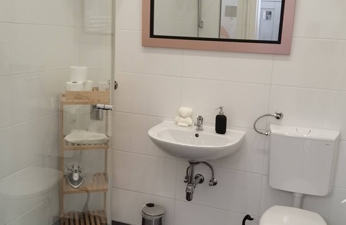 Hernals Apartment | Gemütliche ein Zimmer Wohnung in Ruhiger Gegend