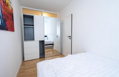 Bad Driburg Apartment | Gemütliche Fewo 1-3 Personen Balkon, Küche, Badewanne, Smart TV, Arbeitsplatz