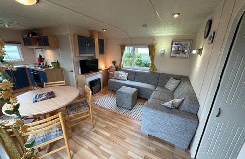 Renesse Ski Chalet | Gemütliches Chalet auf 5-familiencampingplatz mit Hallenbad und in Strandnähe