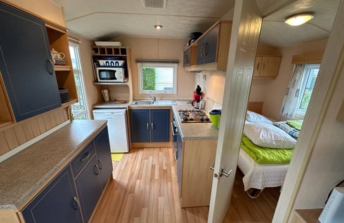 Renesse Ski Chalet | Gemütliches Chalet auf 5-familiencampingplatz mit Hallenbad und in Strandnähe