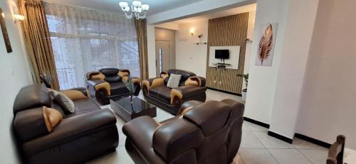 Bole Apartment | Gemütliches Zimmer in guter Lage