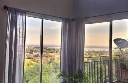 Horseshoe Bay Condo | Gem of HSB: 3bdrm Hill Country Escape with Lake views !