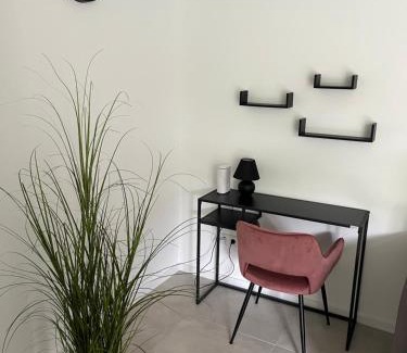 Balatonakarattya House | Gemini Lux- Moon Balaton
