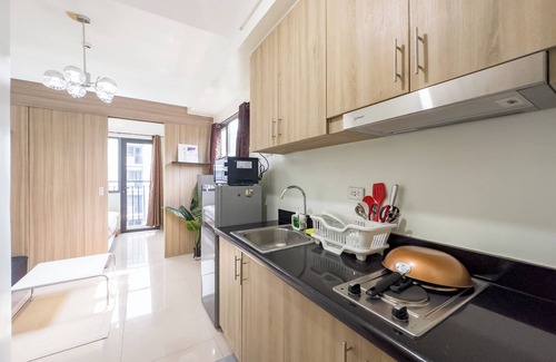 Barangay 76 Condo | GemstoneBR in SMDC Shore 2 Residences
