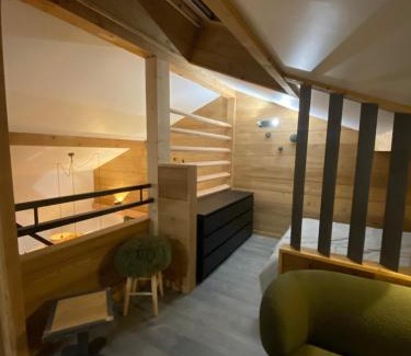 Araches-la-Frasse Apartment | Genepi loft duplex 4 personnes