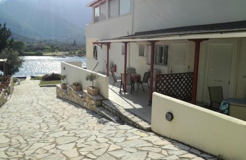 Yenion Hotel | Geni Garden Apartments