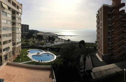 Cabo de las Huertas Apartment | Genial Apartamento frente al Mar en Urbanización Completa (piscina, jardín etc)