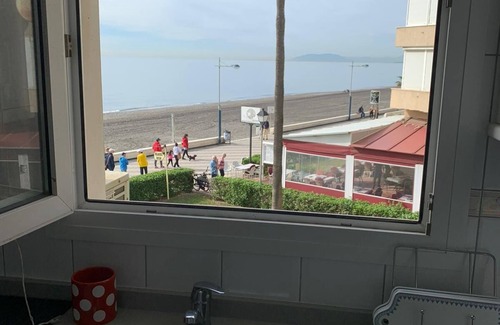 Torrox Costa Apartment | ¡genial Apartamento en 1ª Línea de Mar!