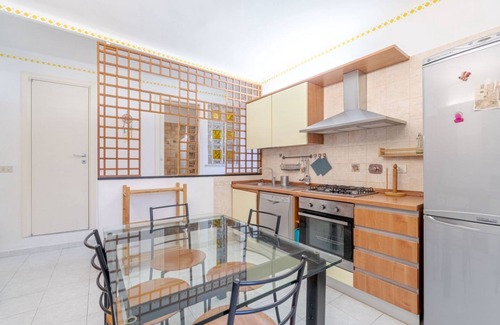 Pre Apartment | Genoa Getaway! MM Prince Roomy Flat x4