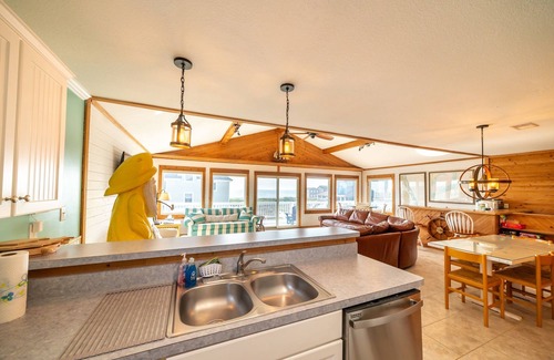 Rodanthe House | Gensis on the Water, VIEWS!, VIEWS!, VIEWS!