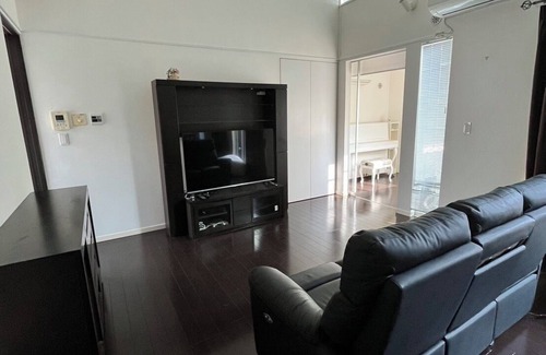 Setagaya House | Genuine suburban Tokyo living in modern big house. 10 mins by train to Shinjuku!