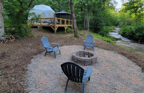 Purlear Other | Geodome Nature Escape, Creekside, WIFI & Hot Shower