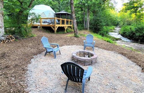 Purlear Other | Geodome Nature Escape, Creekside, WIFI & Hot Shower
