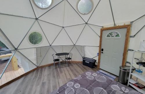 Purlear Other | Geodome Nature Escape, Creekside, WIFI & Hot Shower