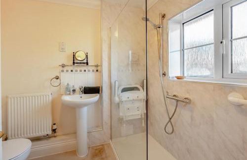Hingham House | Geoffs Place