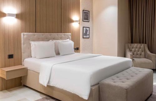 Lekki Phase 1 Hotel | George Residence TLC