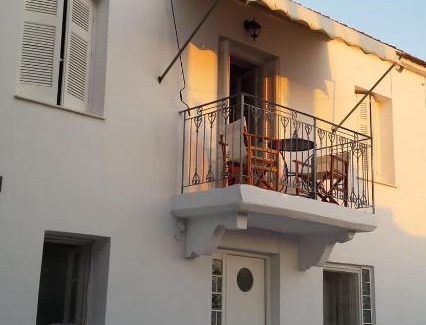 Pylos House | George's Traditional House