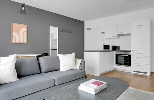 Kaisermuhlen Apartment | gepflegter Neubau mit Balkon, nähe UNO, Donauinsel und Alten Donau, viele Badestrände, 5 min zur U1