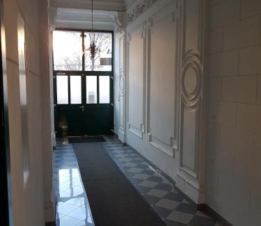 Schottenfeld Apartment | Gerald`s Apartment 12