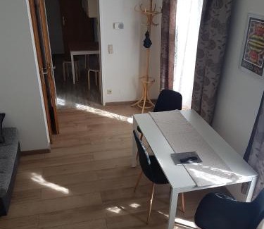 Schottenfeld Apartment | Gerald`s Apartment 5