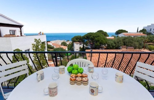 Llanca Apartment | Geranis by Interhome