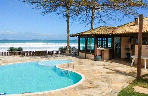 Manguinhos Condo | GERIBÁ BEACH! WONDERFUL HOUSE IN CONDOMINIUM FACING THE SEA.