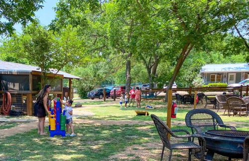 Seguin House | Geronimo Creek Retreat Getaway Cabin #3