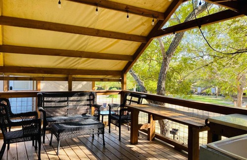 Seguin House | Geronimo Creek Retreat Getaway Cabin #4
