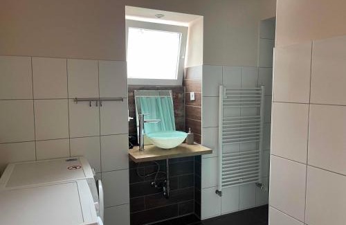 Bielefeld Apartment | Gesamte stilvolle Unterkunft mit Terrasse
