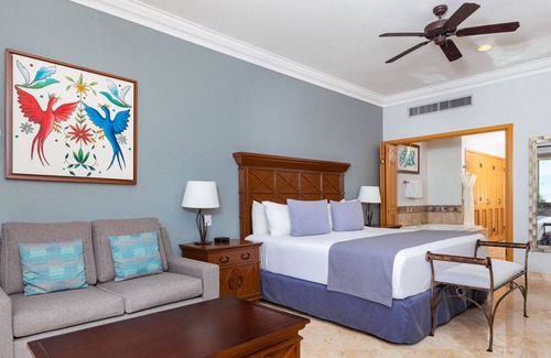 Flamingos Resort | Get a full week Villa La Estancia Beach Resort & Spa Riviera Nayarit!