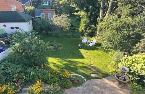 Galena House | Getaway Galena Home walking distance to downtown